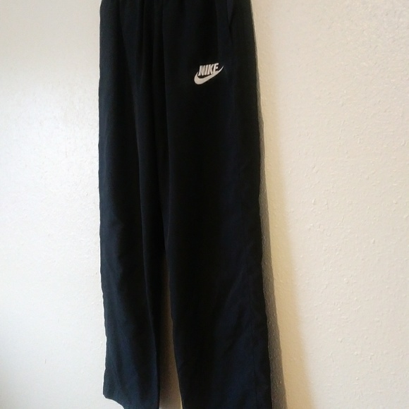 Nike Black Sweatpants - Picture 5 of 8